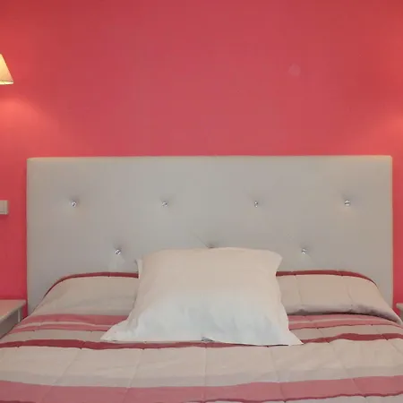 Hotel Maillot Neuilly-sur-Seine